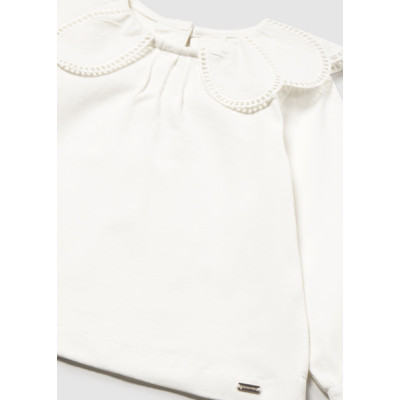 Blusa gola bordada